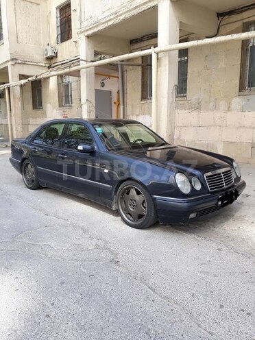 Mercedes E 280 1997, 350,000 km - 2.8 l - Bakı