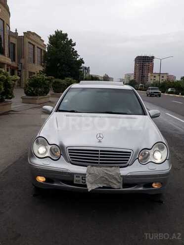 Mercedes C 240 2003, 275,000 km - 0.3 л - Sumqayıt
