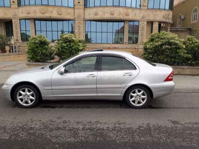 Mercedes C 240 2003, 275,000 km - 0.3 л - Sumqayıt