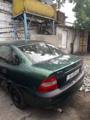Opel Vectra 1997, 230,000 km - 1.6 l - Bakı