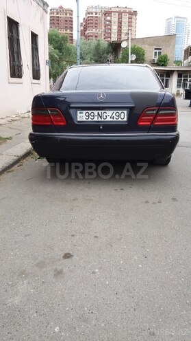 Mercedes E 240 1999, 563,000 km - 2.4 l - Bakı