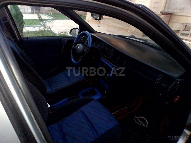 Opel Vectra 1996, 489,000 km - 1.8 l - Bakı
