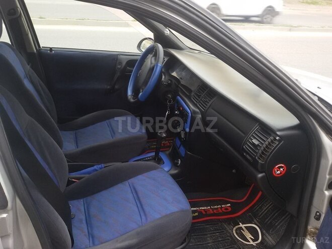 Opel Vectra 1996, 489,000 km - 1.8 l - Bakı