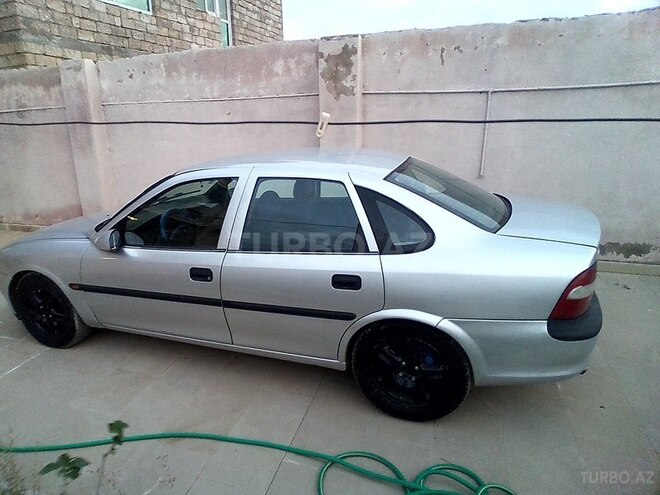 Opel Vectra 1996, 489,000 km - 1.8 l - Bakı