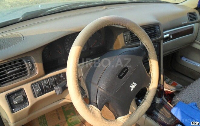 Volvo  2000, 200,000 km - 2.4 l - Ağcabədi
