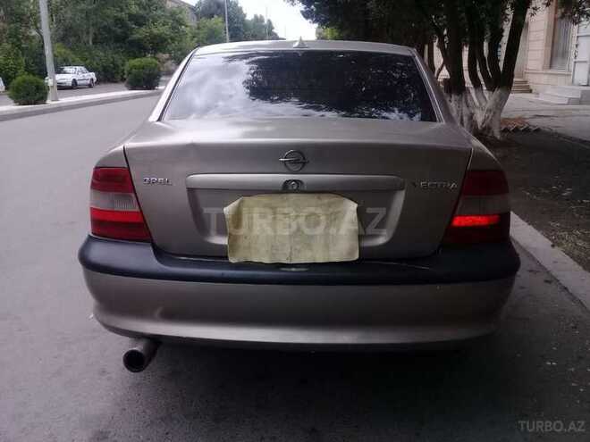 Opel Vectra 1996, 250,000 km - 2.5 l - Sumqayıt