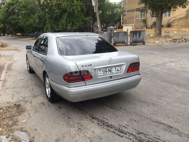 Mercedes E 240 1998, 317,000 km - 2.4 l - Bakı