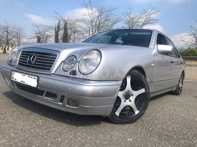 Mercedes E 240 1998, 270,000 km - 2.8 l - Bakı