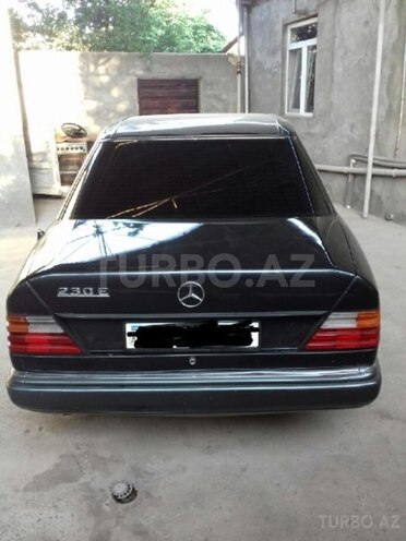 Mercedes E 230 1990, 250,200 km - 2.3 l - Gəncə