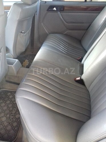 Mercedes E 230 1990, 250,200 km - 2.3 l - Gəncə