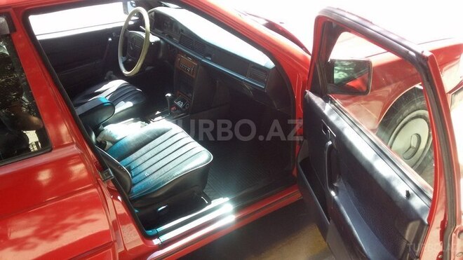 Mercedes 190 1993, 470,000 km - 2.3 l - Bakı
