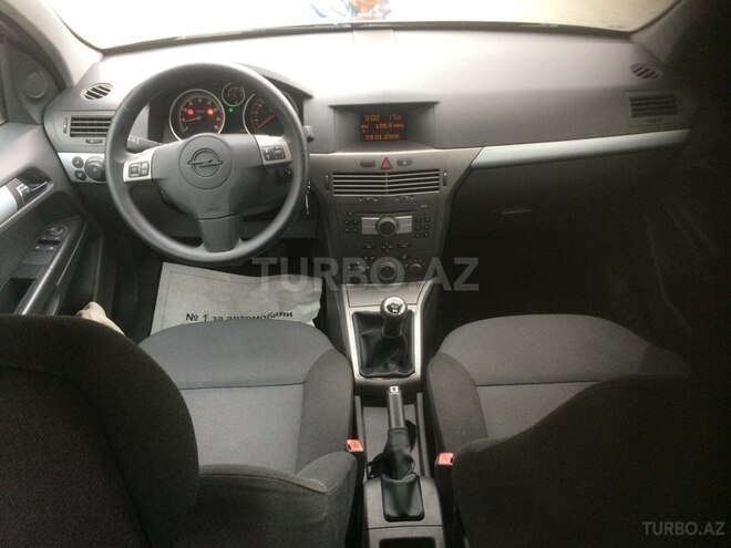 Opel Astra 2006, 152,000 km - 1.4 л - Bakı