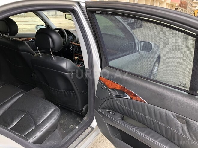 Mercedes E 240 2004, 300,000 km - 2.6 l - Bakı