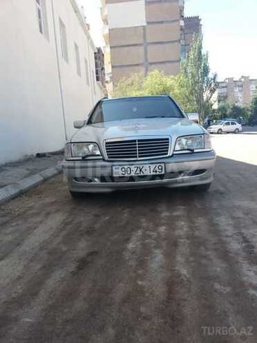 Mercedes C 180 2000, 296,000 km - 1.8 l - Bakı