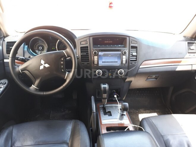 Mitsubishi Pajero 2007, 172,000 km - 3.0 l - Bakı