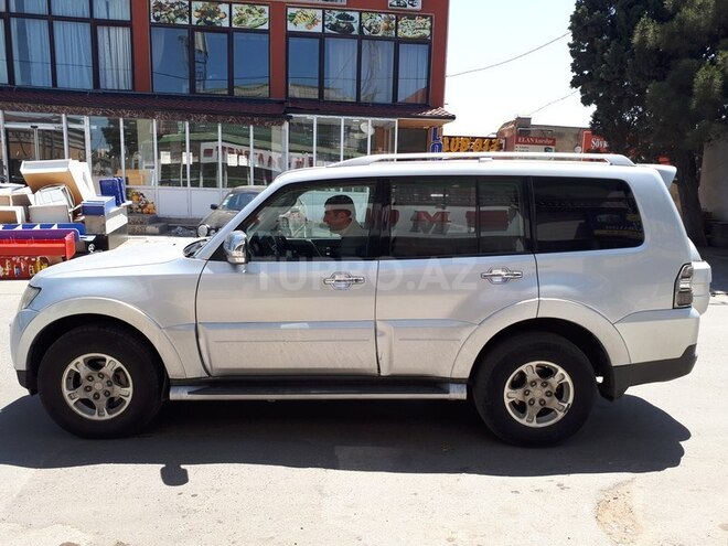 Mitsubishi Pajero 2007, 172,000 km - 3.0 l - Bakı