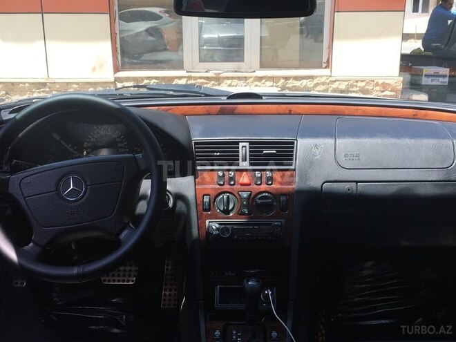 Mercedes C 280 1999, 318,000 km - 2.8 l - Bakı