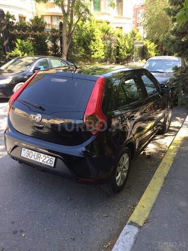 MG 3 2012, 82,000 km - 1.5 l - Bakı