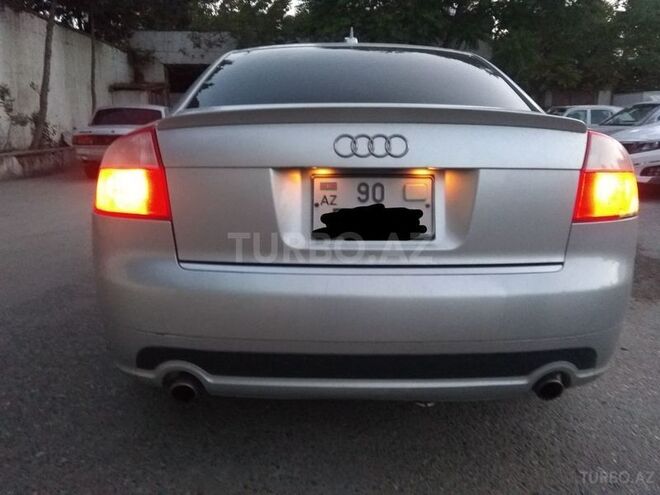 Audi A4 2004, 284,000 km - 1.8 l - Bakı