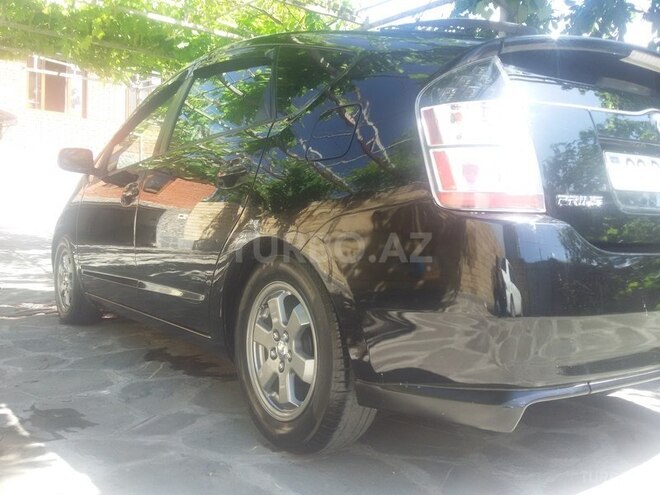 Toyota Prius 2004, 242,300 km - 1.5 l - Qax