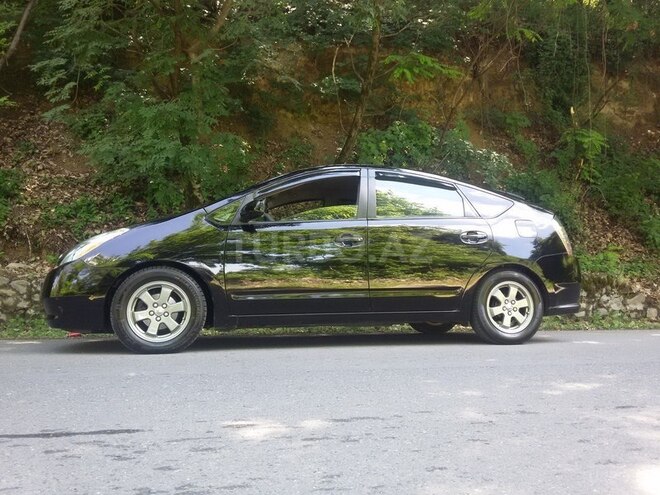 Toyota Prius 2004, 242,300 km - 1.5 l - Qax