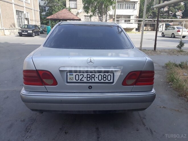 Mercedes E 200 1998, 246,400 km - 2.0 л - Bakı