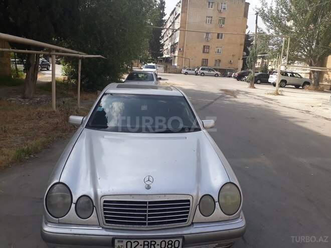 Mercedes E 200 1998, 246,400 km - 2.0 л - Bakı
