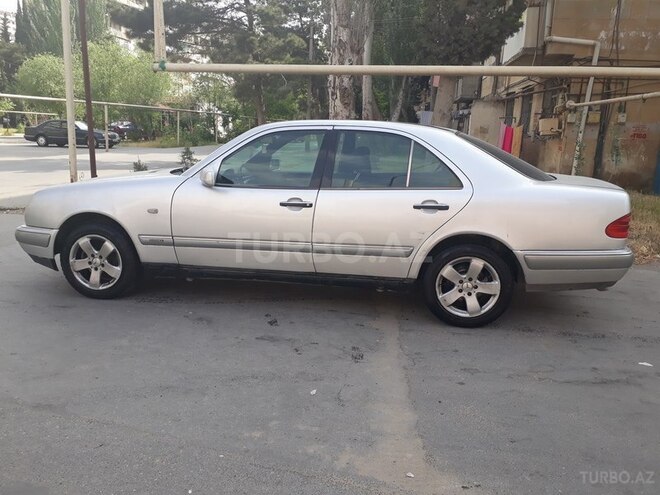 Mercedes E 200 1998, 246,400 km - 2.0 л - Bakı