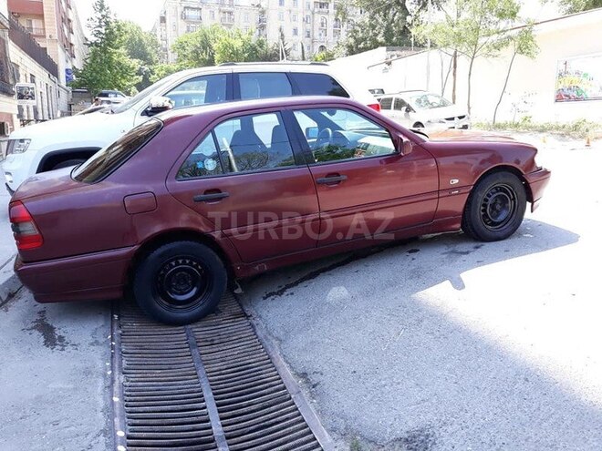 Mercedes C 180 1999, 435,000 km - 1.8 л - Bakı