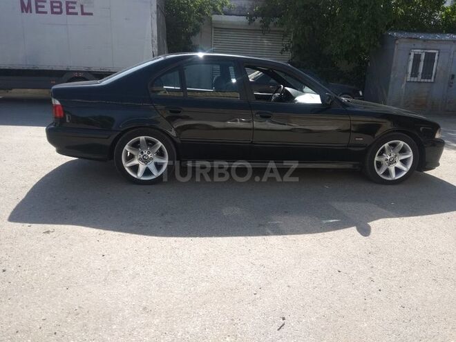 BMW 525 2002, 290,000 km - 2.5 л - Bakı