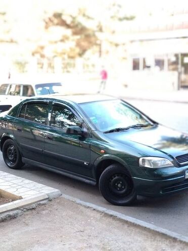 Opel Astra 1998, 300,000 km - 1.6 l - Bakı