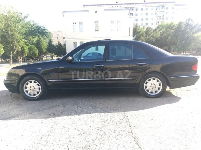 Mercedes E 240 2002, 217,000 km - 2.6 l - Sumqayıt
