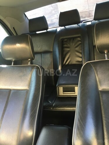 Mercedes E 240 2002, 217,000 km - 2.6 l - Sumqayıt
