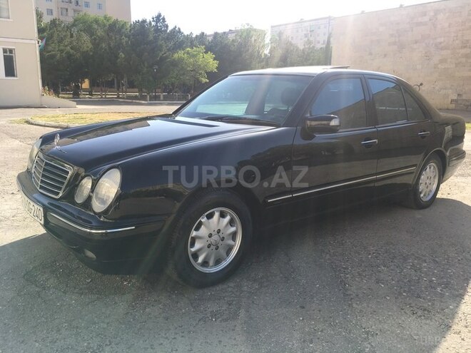 Mercedes E 240 2002, 217,000 km - 2.6 l - Sumqayıt
