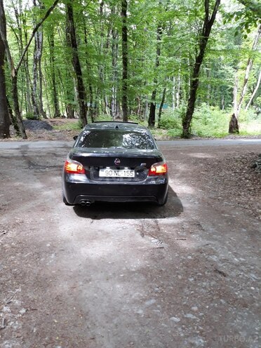 BMW 525 2005, 280,000 km - 2.5 л - Bakı