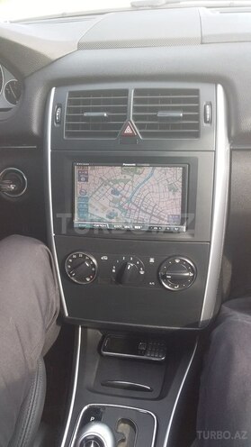 Mercedes B 180 2010, 69,000 km - 1.7 l - Bakı
