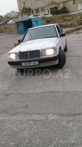 Mercedes 190 1990, 362,000 km - 1.8 л - Qusar