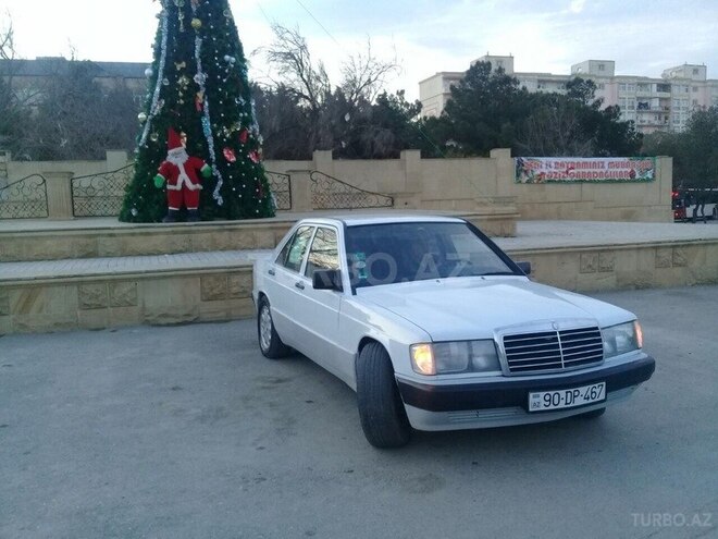 Mercedes 190 1990, 362,000 km - 1.8 л - Qusar