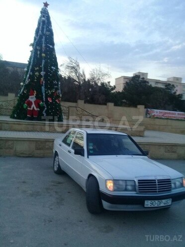 Mercedes 190 1990, 362,000 km - 1.8 л - Qusar