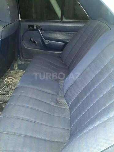Mercedes 190 1990, 362,000 km - 1.8 л - Qusar