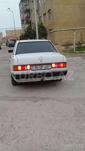 Mercedes 190 1990, 362,000 km - 1.8 л - Qusar