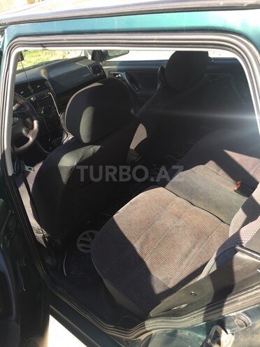 Volkswagen Golf 1996, 292,000 km - 1.8 l - Sumqayıt