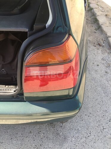 Volkswagen Golf 1996, 292,000 km - 1.8 l - Sumqayıt