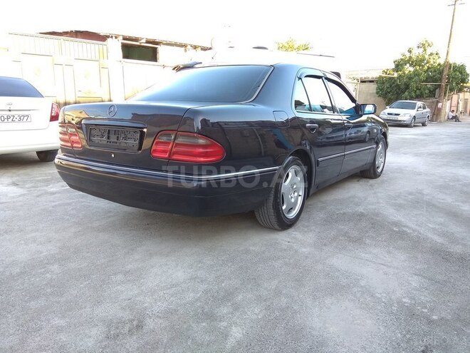 Mercedes E 240 1998, 315,000 km - 2.4 l - Bakı