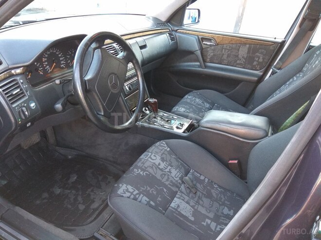 Mercedes E 240 1998, 315,000 km - 2.4 l - Bakı