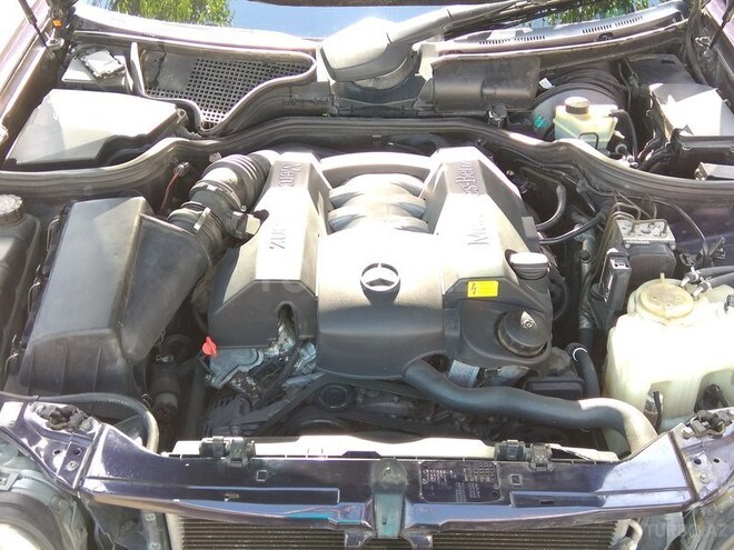 Mercedes E 240 1998, 315,000 km - 2.4 l - Bakı