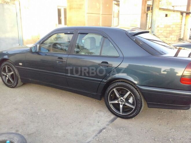 Mercedes C 200 1999, 380,000 km - 2.0 l - Sumqayıt