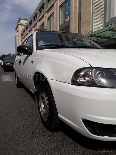 Daewoo Nexia 2009, 196,000 km - 1.5 л - Bakı