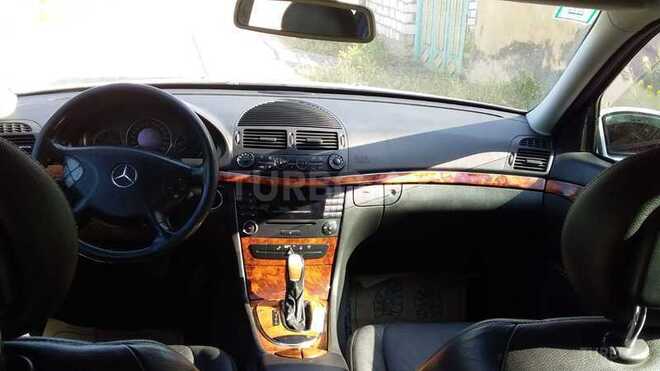 Mercedes E 220 2003, 268,000 km - 2.2 l - Ağstafa