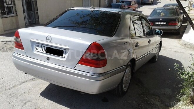 Mercedes C 220 1994, 270,000 km - 2.2 l - Bakı